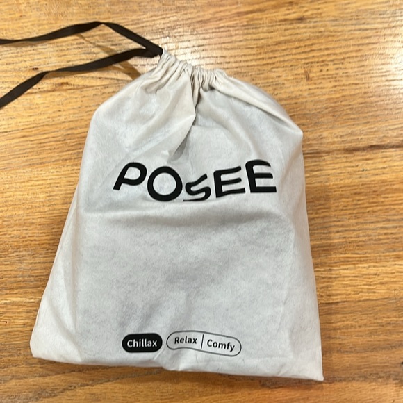 Unisex Posee super lightweight and soft slides! - Picture 6 of 6